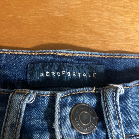Aeropostale Distressed Jean Shorts - Picture 3 of 4